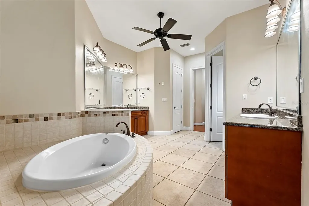 8297 Day Lily Place Sanford FL 32771