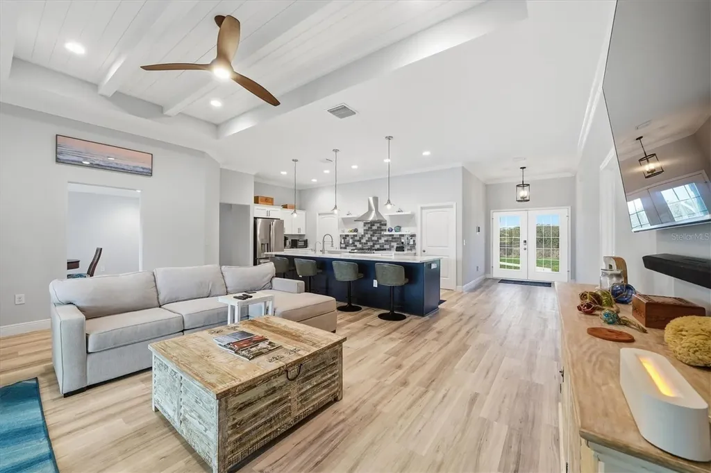 6165 1st Street SW Vero Beach FL 32968