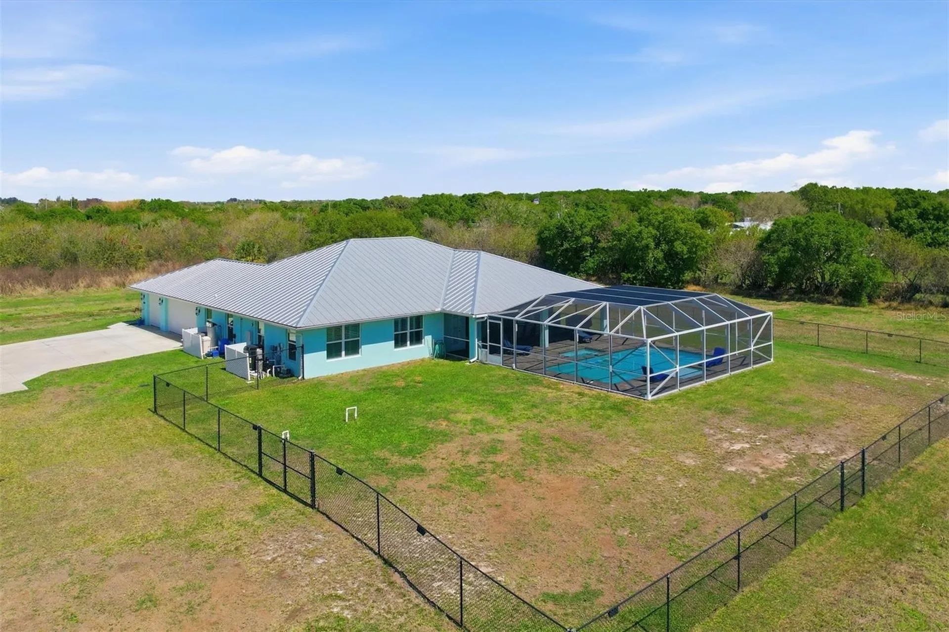 6165 1st Street SW Vero Beach FL 32968