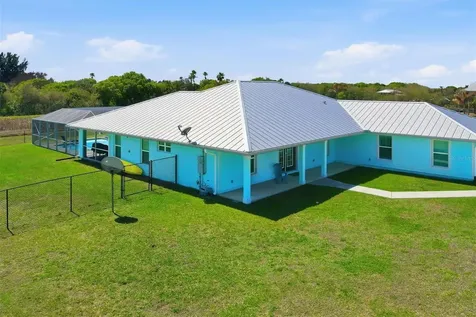 6165 1st Street SW Vero Beach FL 32968