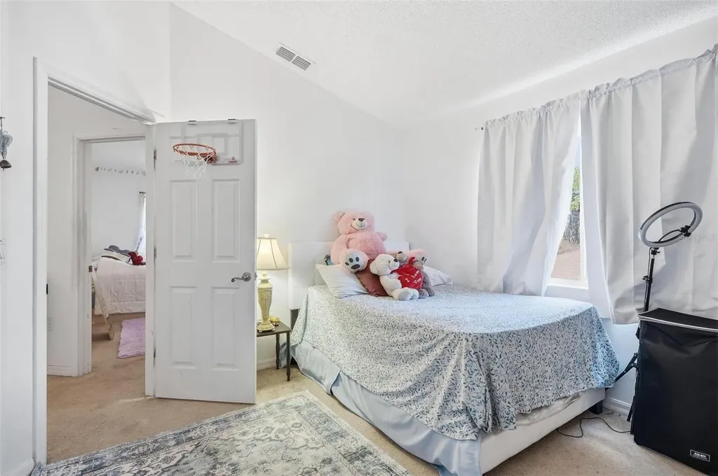 90 Whittington Drive Palm Coast FL 32164