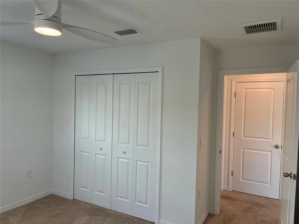 2651 1/2 Bayside Drive S St Petersburg FL 33705