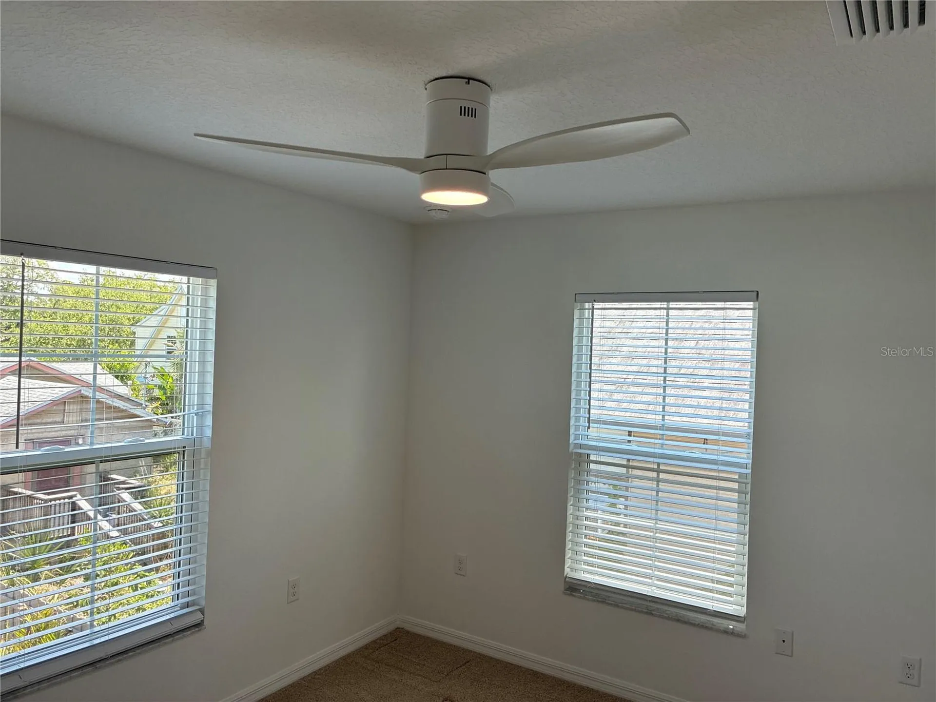 2651 1/2 Bayside Drive S St Petersburg FL 33705