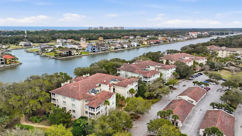 35 Riverview Bend S Palm Coast FL 32137