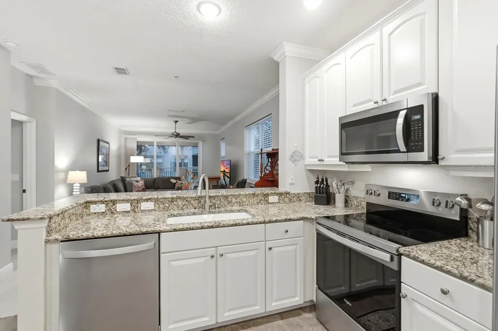 35 Riverview Bend S Palm Coast FL 32137