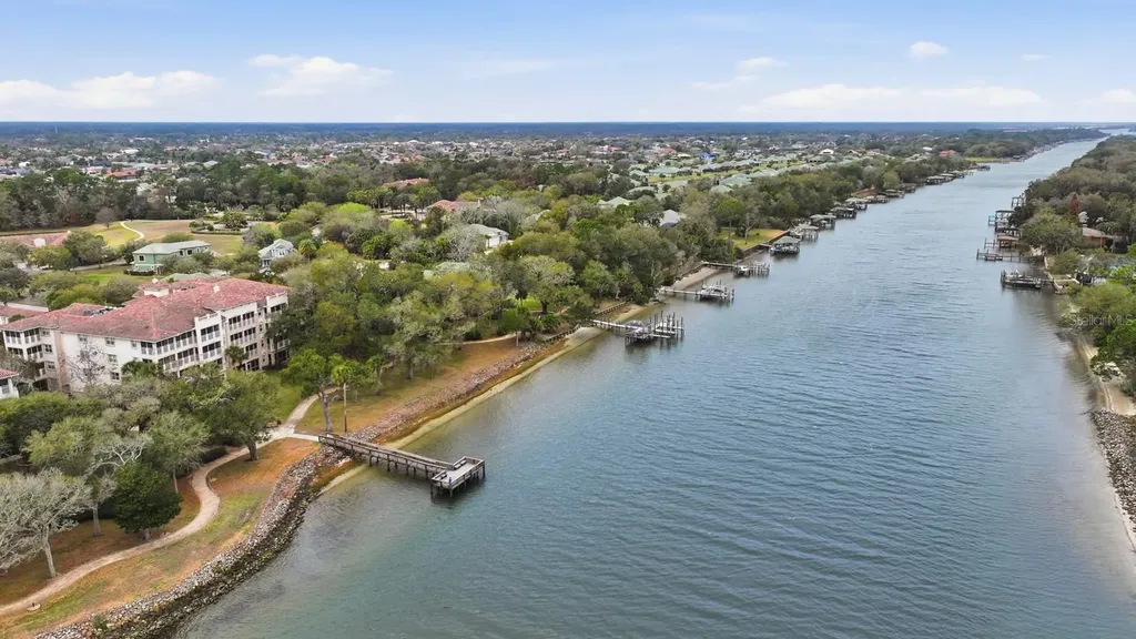 35 Riverview Bend S Palm Coast FL 32137