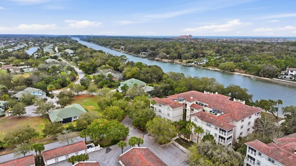 35 Riverview Bend S Palm Coast FL 32137