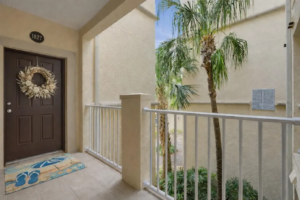 35 Riverview Bend S Palm Coast FL 32137