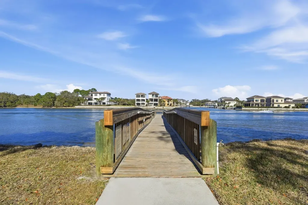 35 Riverview Bend S Palm Coast FL 32137