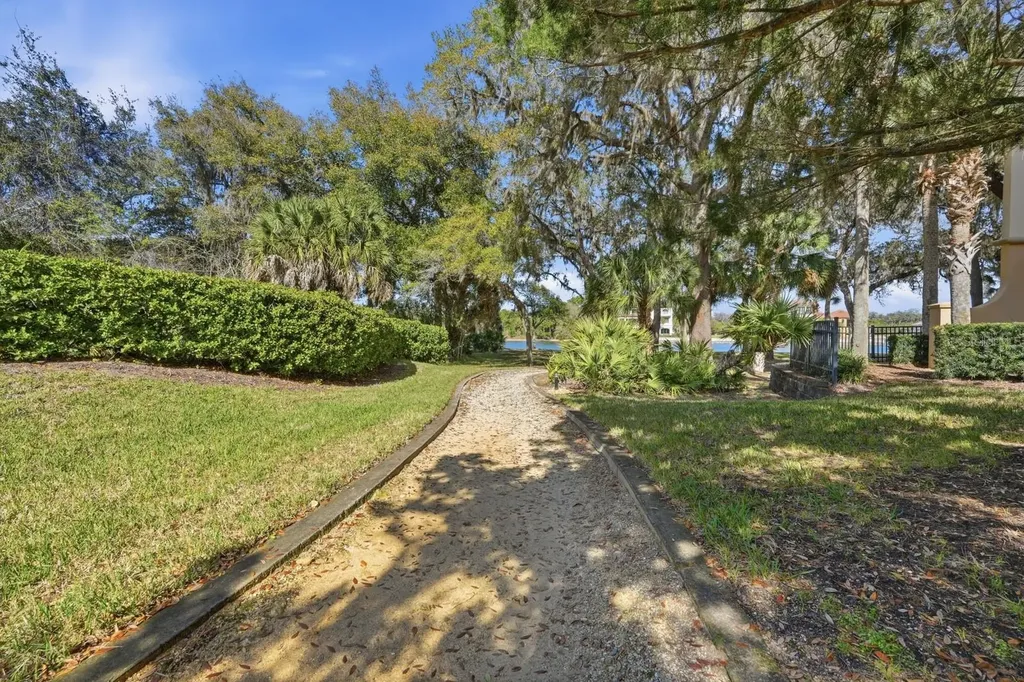 35 Riverview Bend S Palm Coast FL 32137