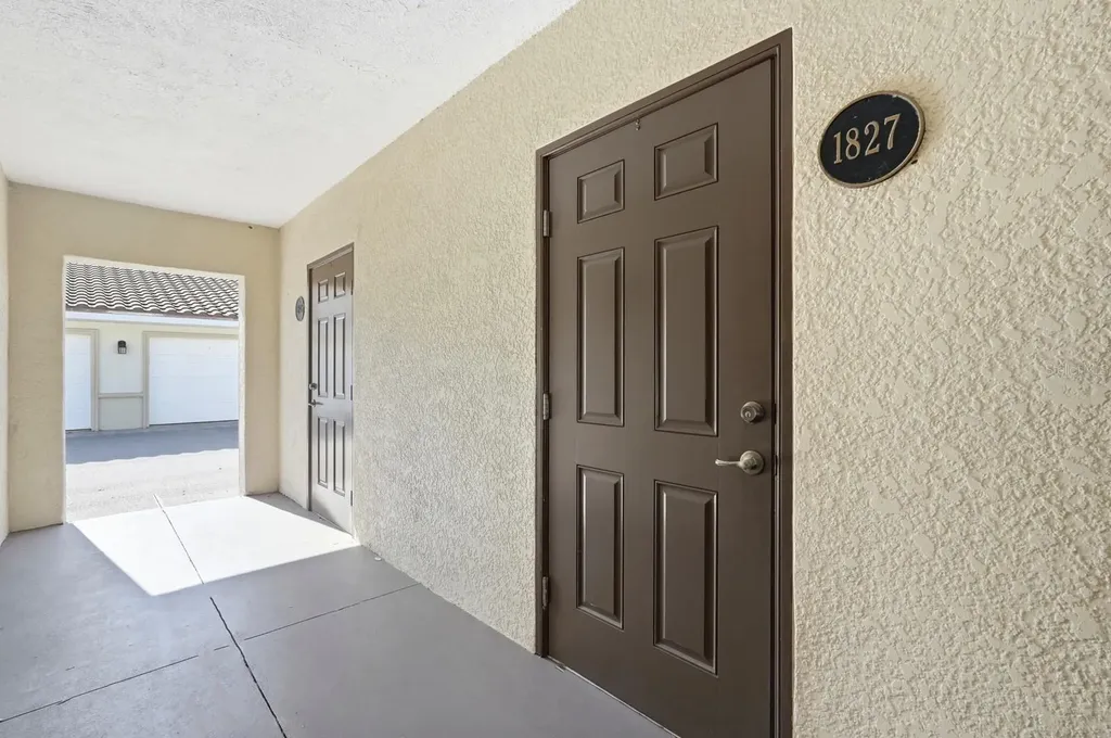 35 Riverview Bend S Palm Coast FL 32137