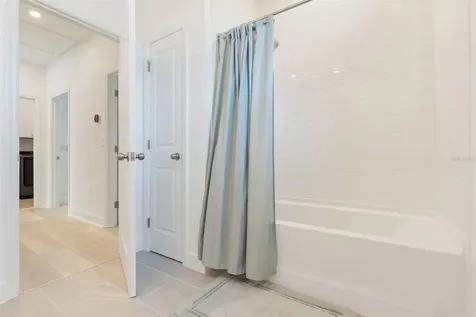 7573 Estuary Lake Loop Celebration FL 34747