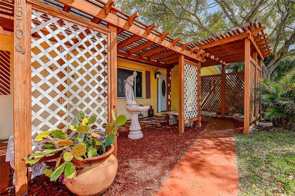 13706 Britton Drive Hudson FL 34667