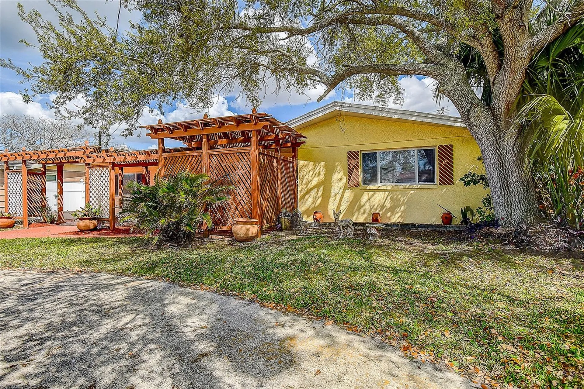 13706 Britton Drive Hudson FL 34667