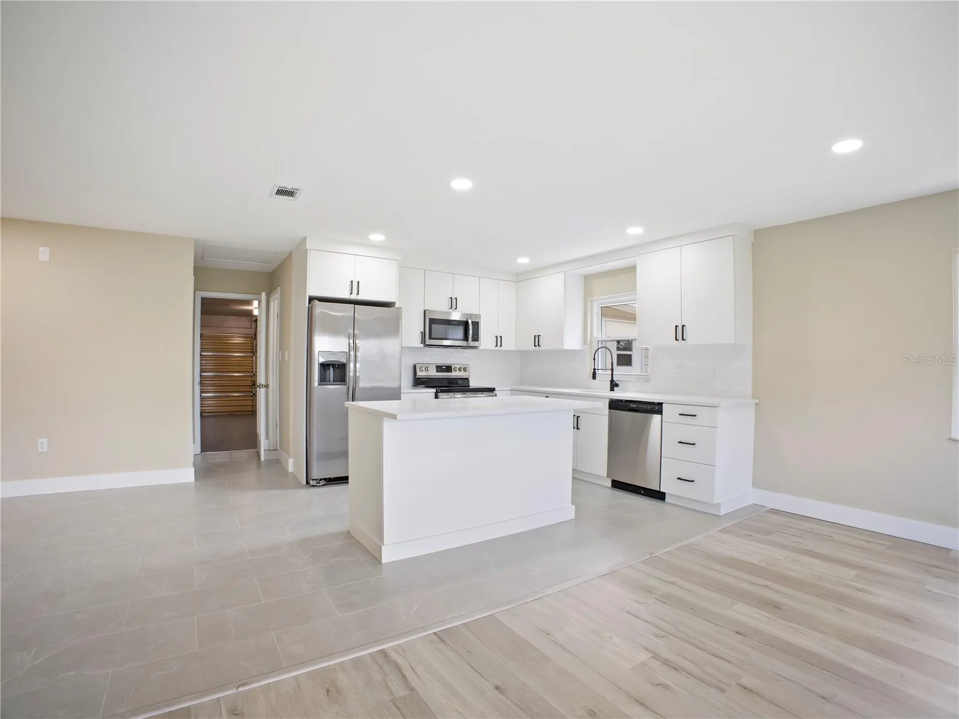 196 W Lake Damon Drive Avon Park FL 33825