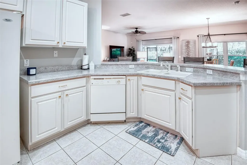 93 Oak Leaf Drive Poinciana FL 34759