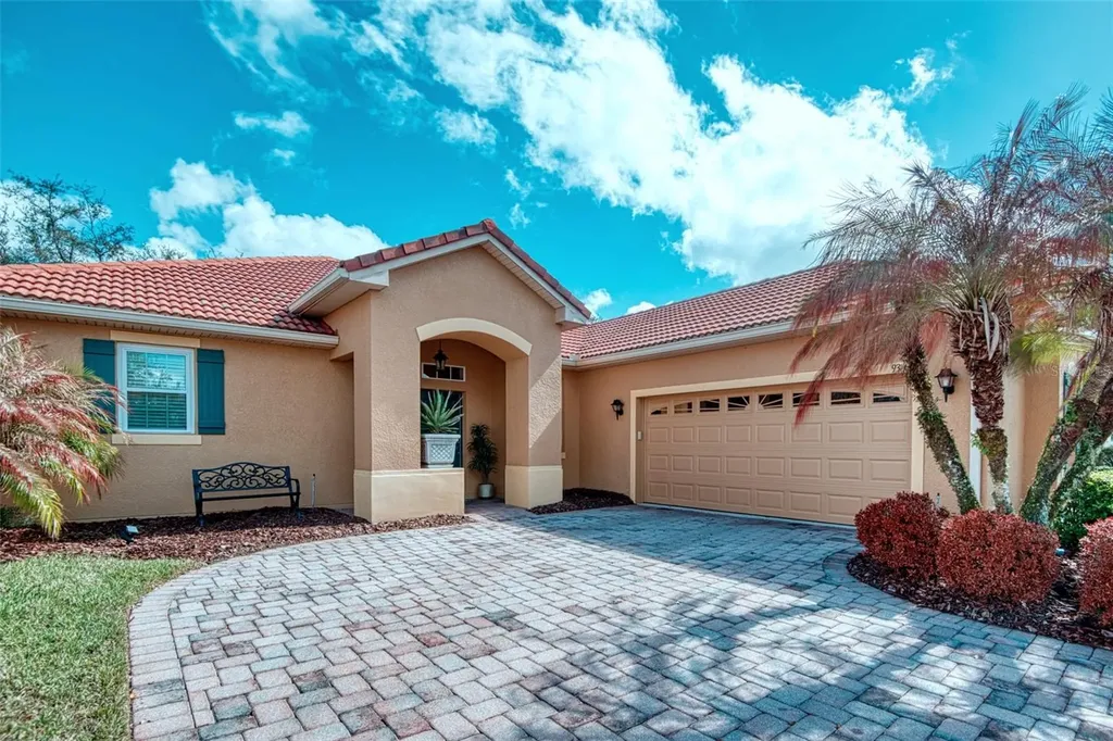93 Oak Leaf Drive Poinciana FL 34759