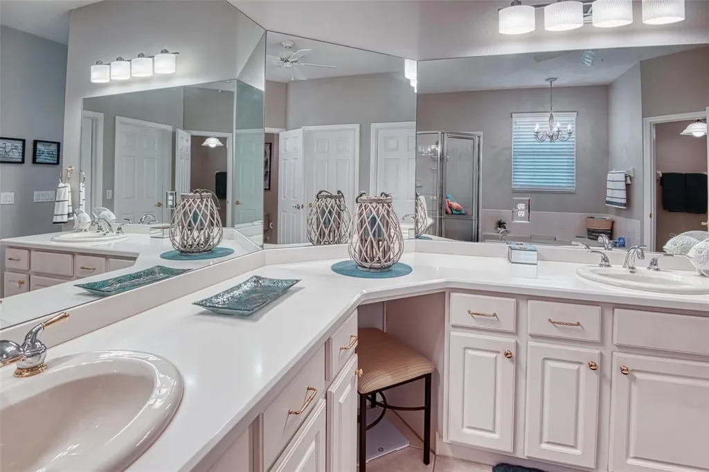 93 Oak Leaf Drive Poinciana FL 34759