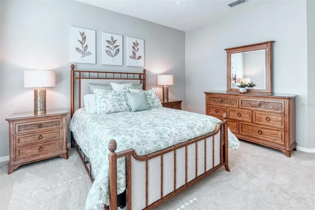 93 Oak Leaf Drive Poinciana FL 34759