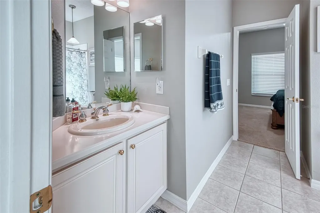 93 Oak Leaf Drive Poinciana FL 34759