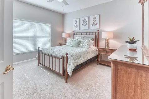93 Oak Leaf Drive Poinciana FL 34759