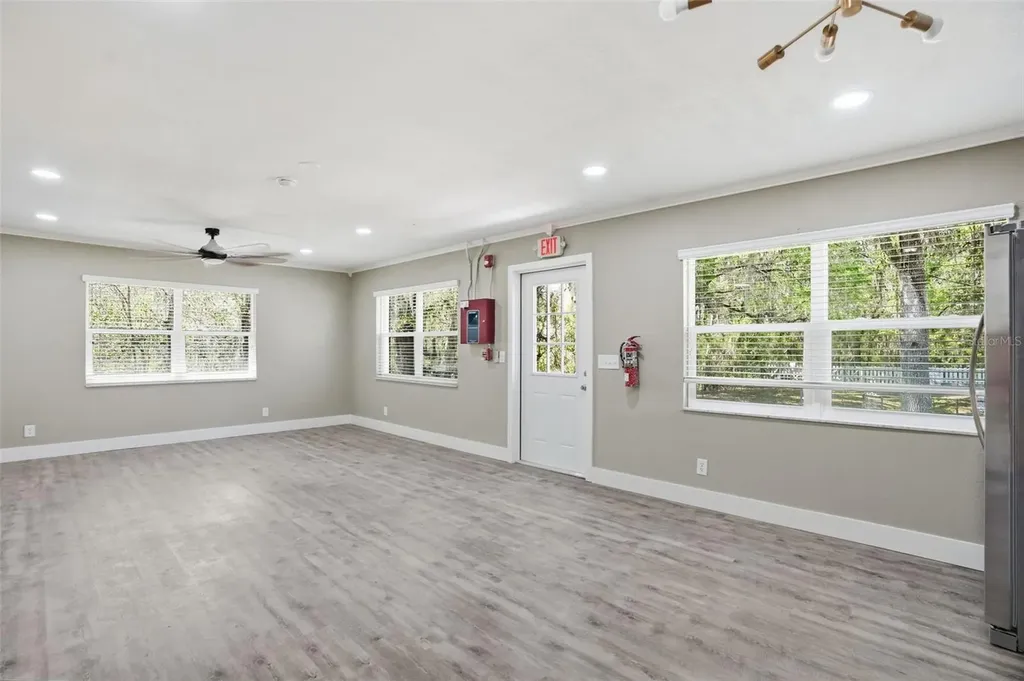 15458 Snow Memorial Highway Brooksville FL 34601
