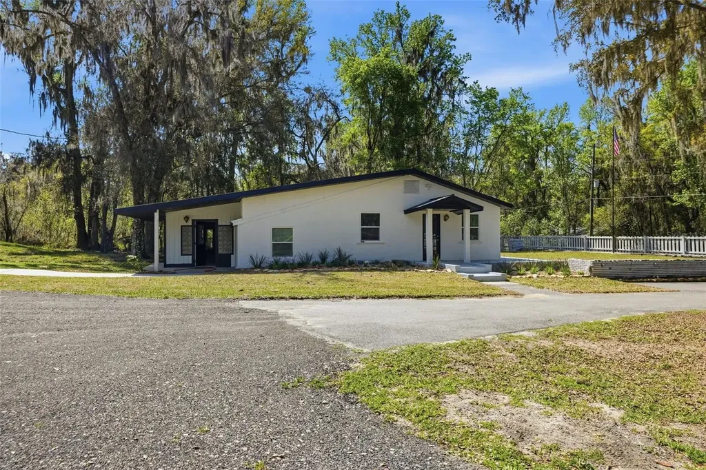 15458 Snow Memorial Highway Brooksville FL 34601