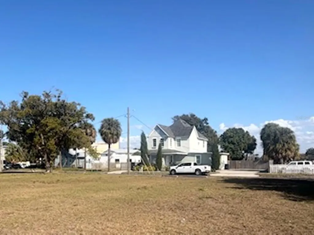 1802 N Mitchell Avenue Tampa FL 33602