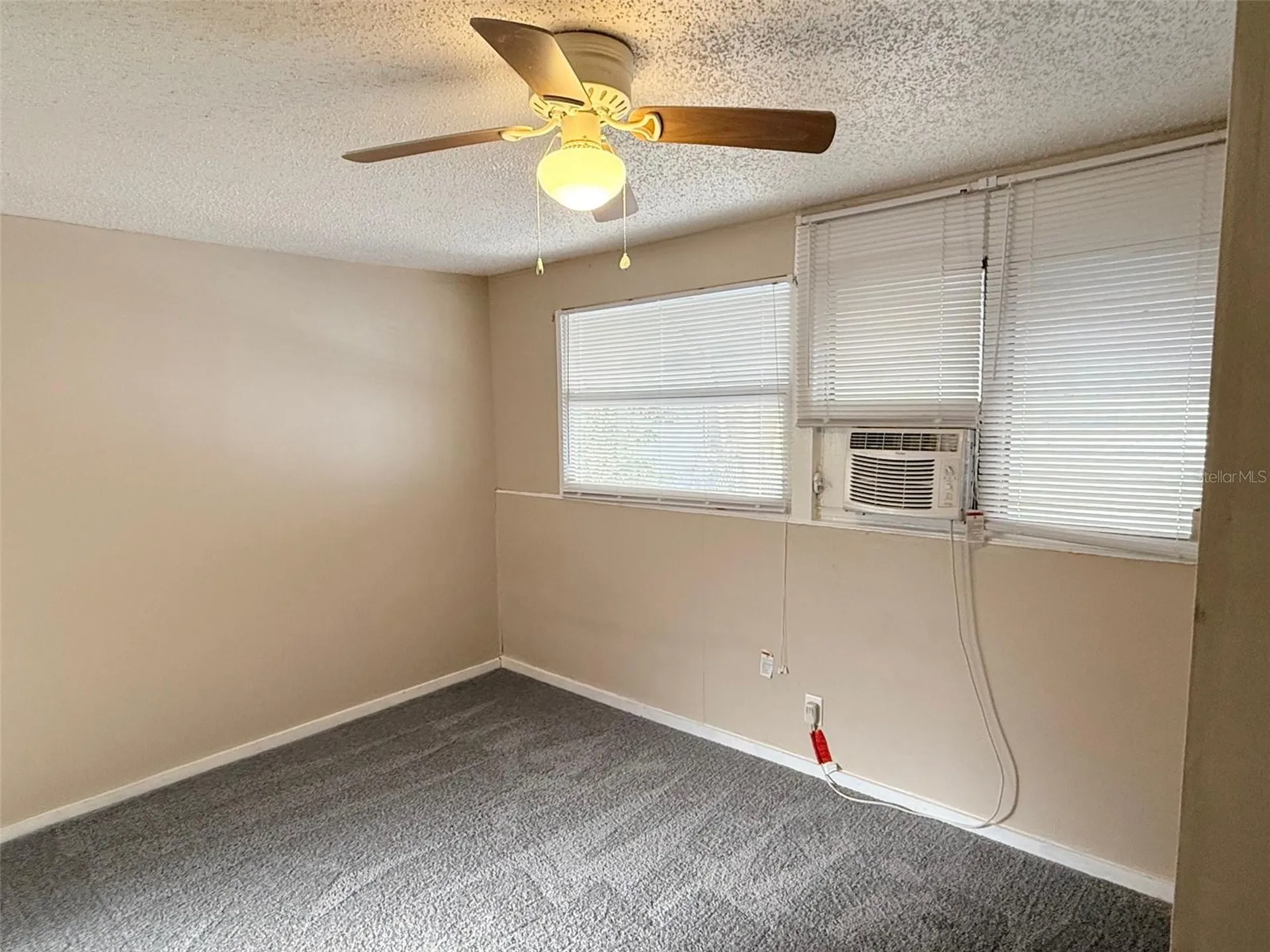2609 4th Street S St Petersburg FL 33705