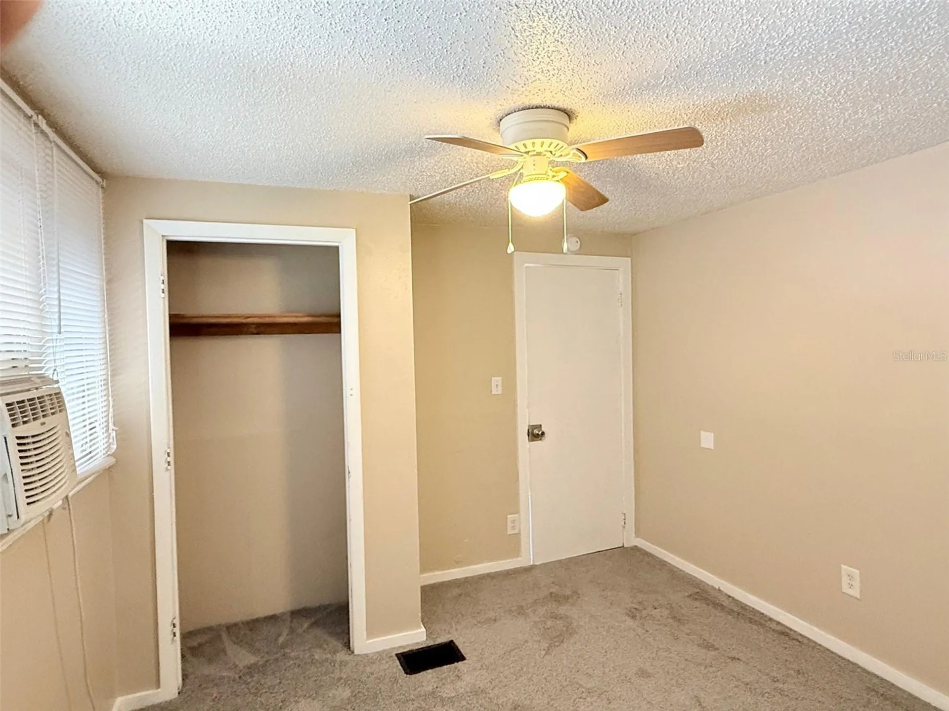 2609 4th Street S St Petersburg FL 33705