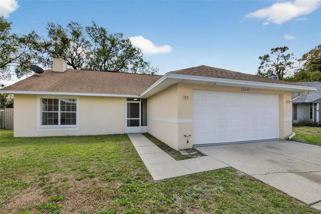 2043 Shadow Pine Drive Brandon FL 33511