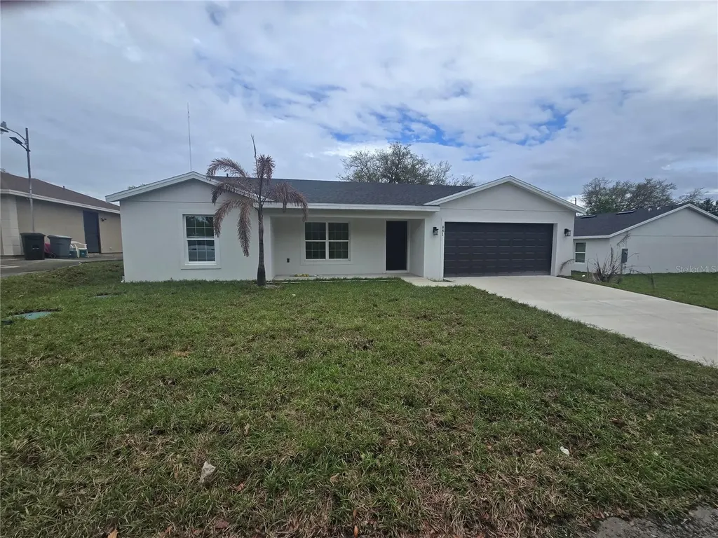 895 S Cedar Avenue Orange City FL 32763