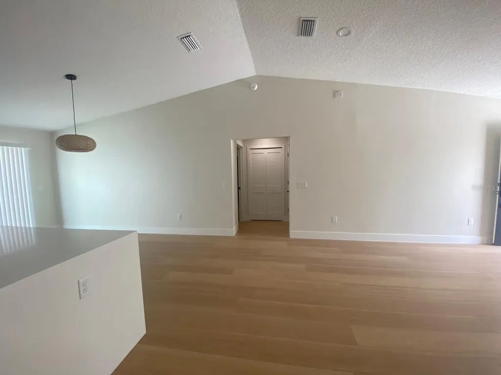 895 S Cedar Avenue Orange City FL 32763