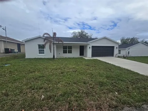 895 S Cedar Avenue Orange City FL 32763