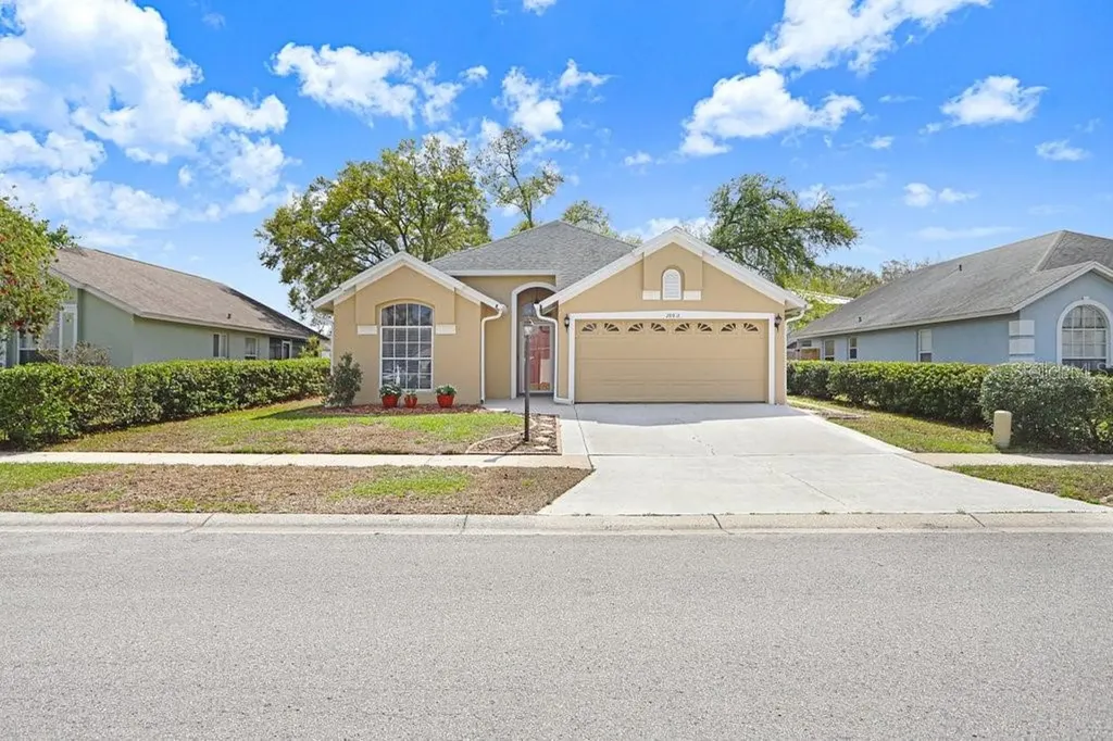 28912 Burke Mill Place Wesley Chapel FL 33545
