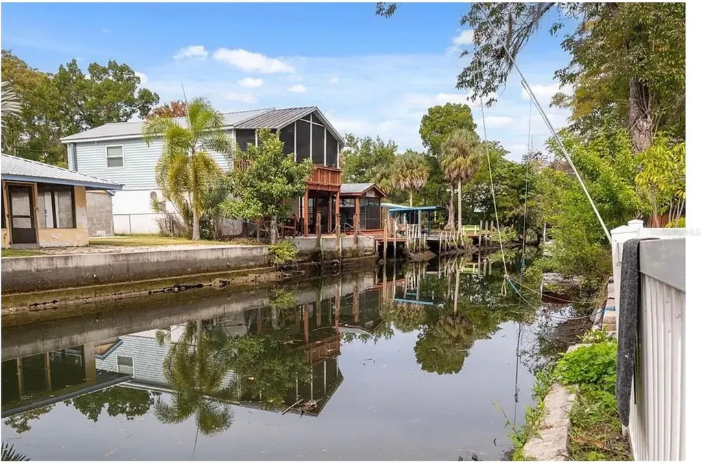 5527 Darlene Street Weeki Wachee FL 34607