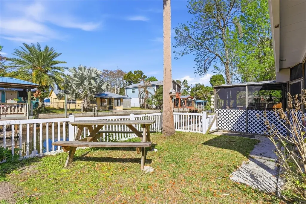 5527 Darlene Street Weeki Wachee FL 34607