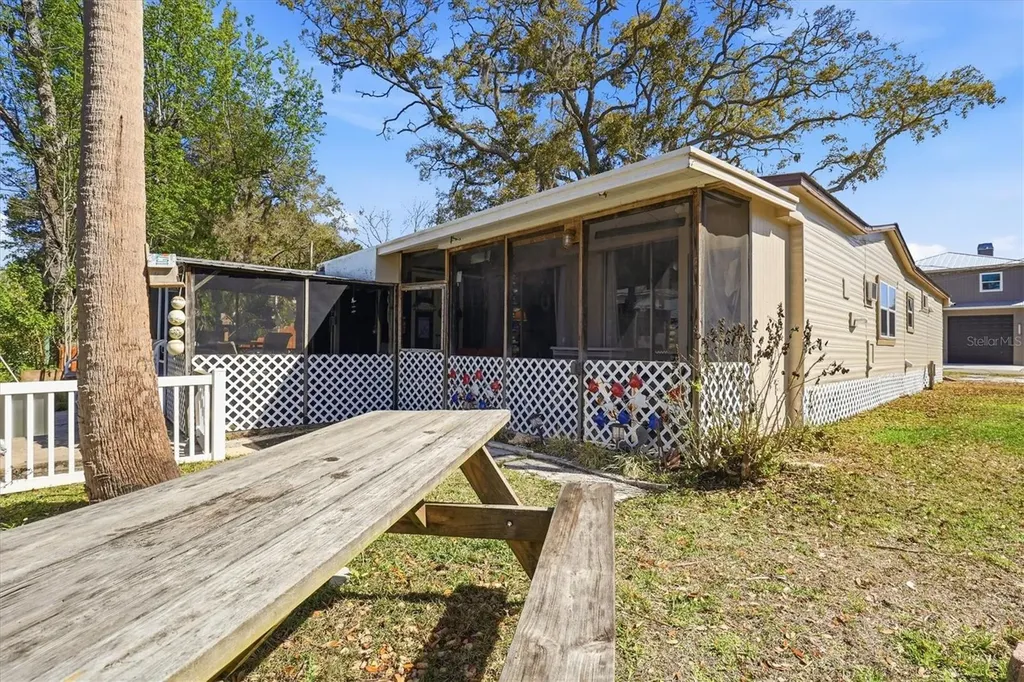 5527 Darlene Street Weeki Wachee FL 34607