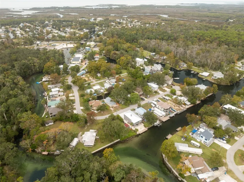 5527 Darlene Street Weeki Wachee FL 34607