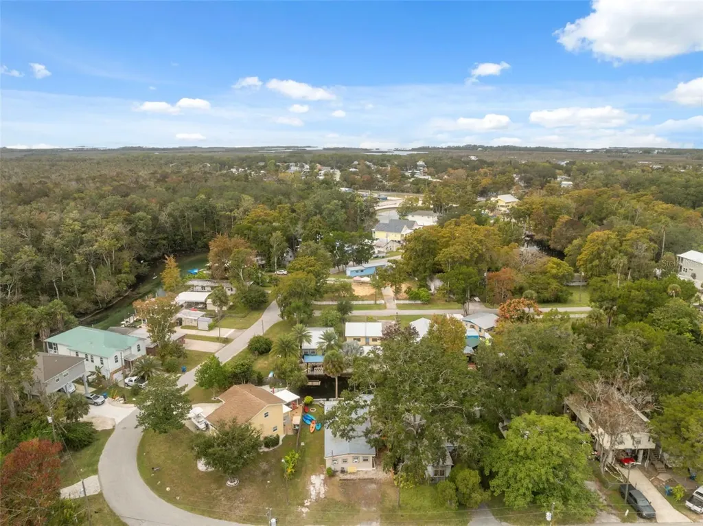 5527 Darlene Street Weeki Wachee FL 34607