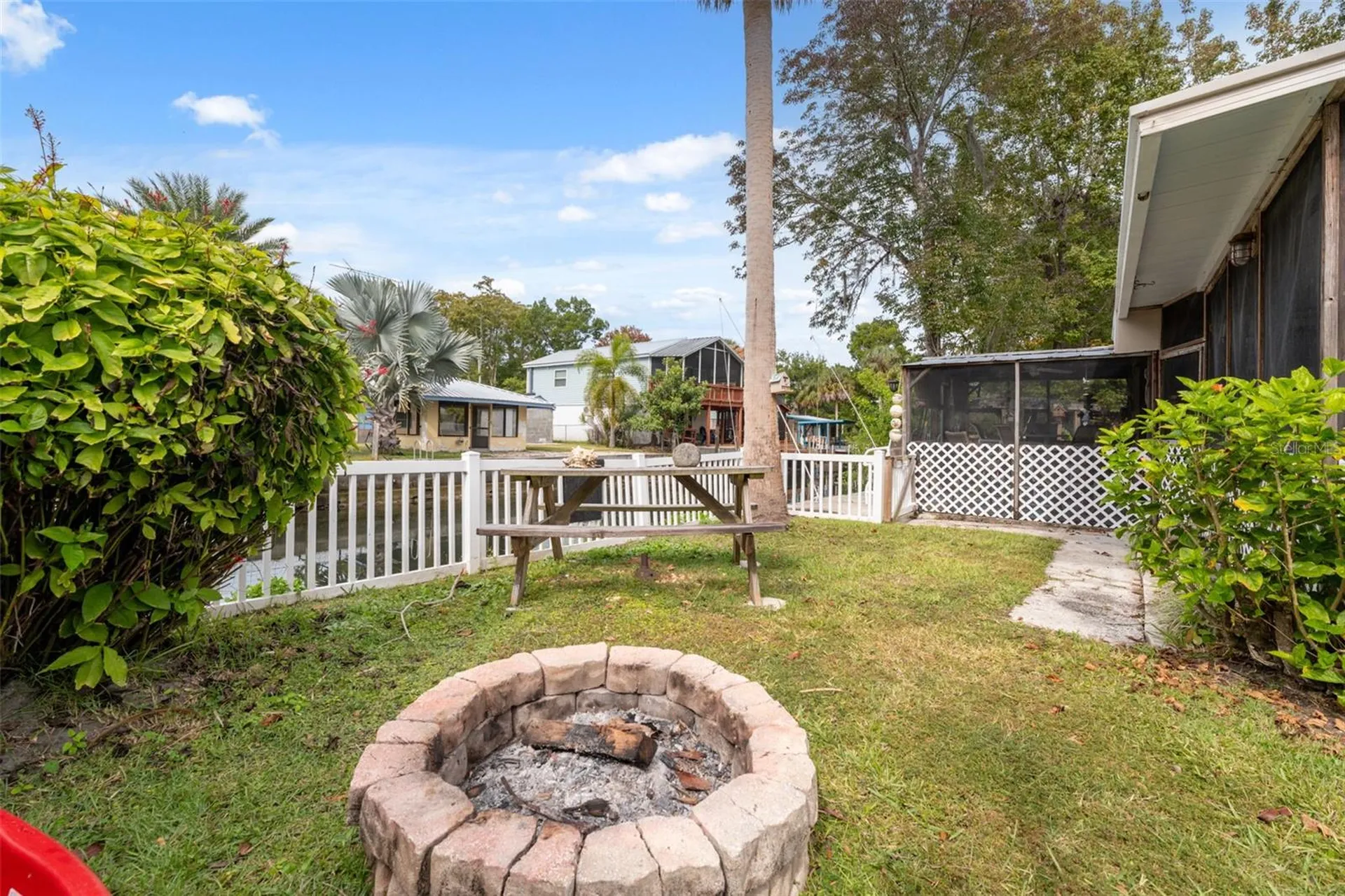 5527 Darlene Street Weeki Wachee FL 34607
