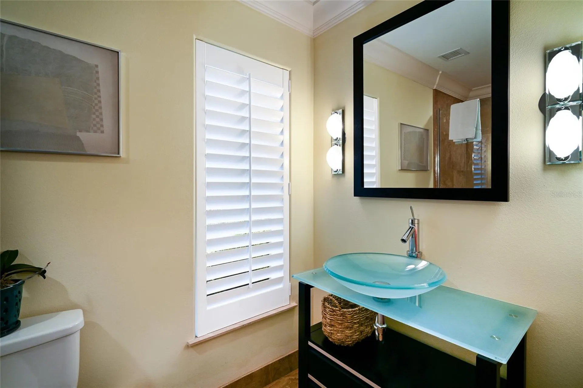 218 Robin Drive Sarasota FL 34236