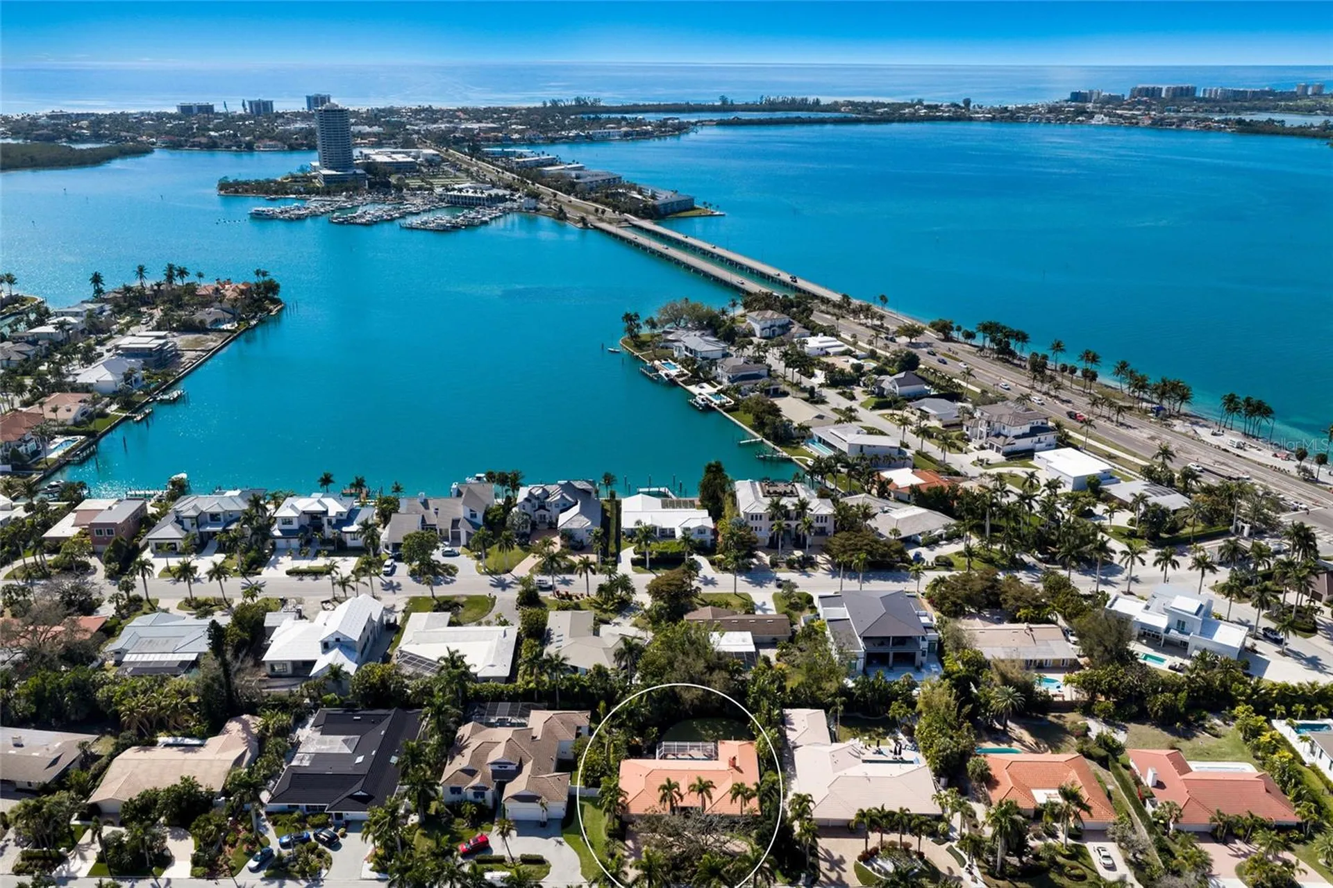 218 Robin Drive Sarasota FL 34236