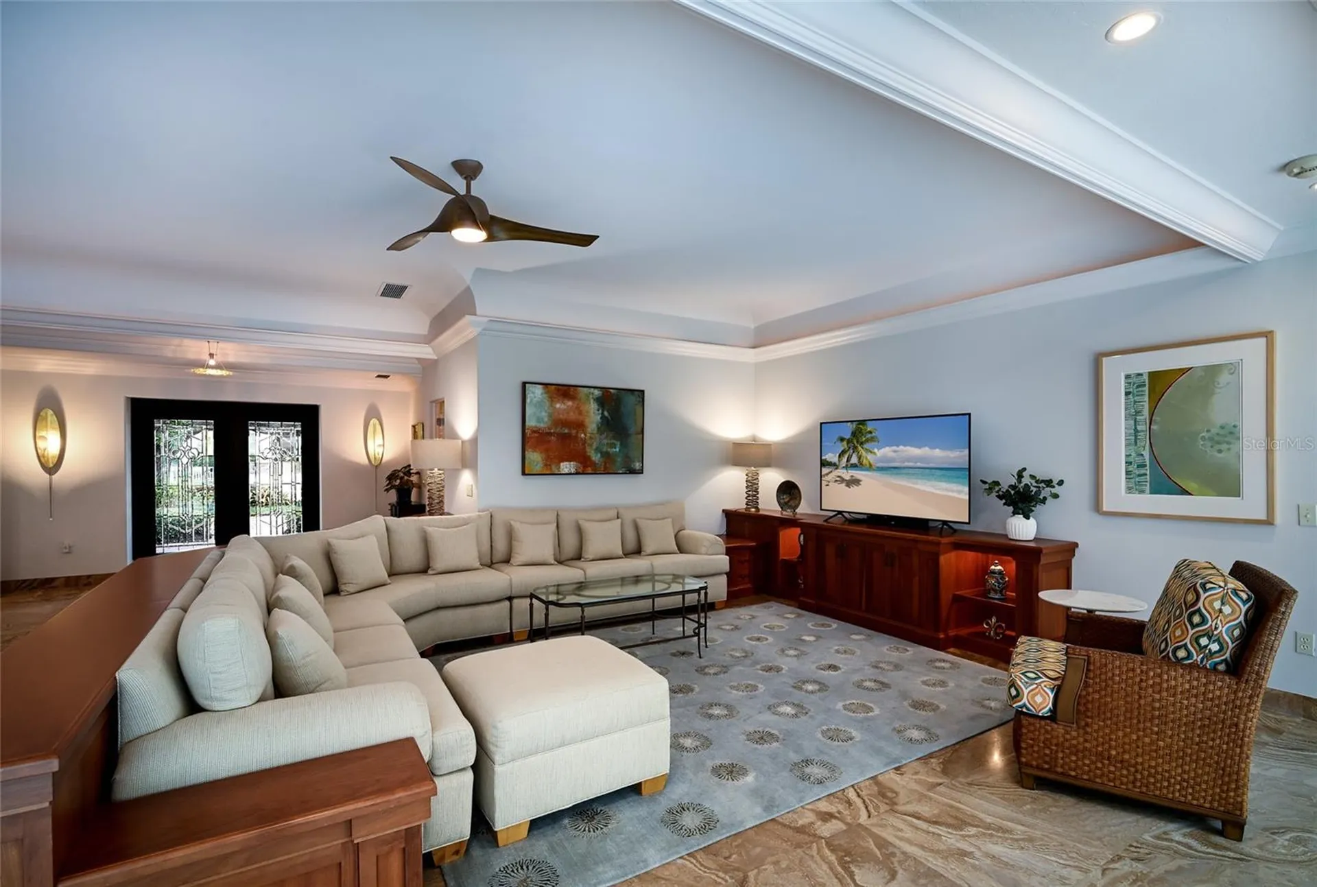 218 Robin Drive Sarasota FL 34236
