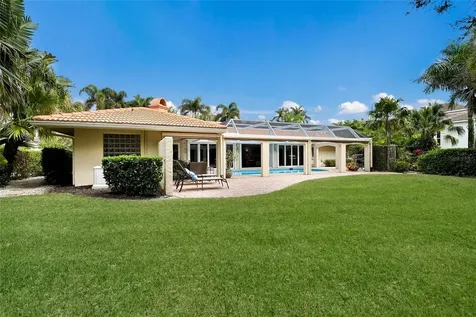 218 Robin Drive Sarasota FL 34236