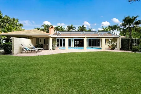 218 Robin Drive Sarasota FL 34236