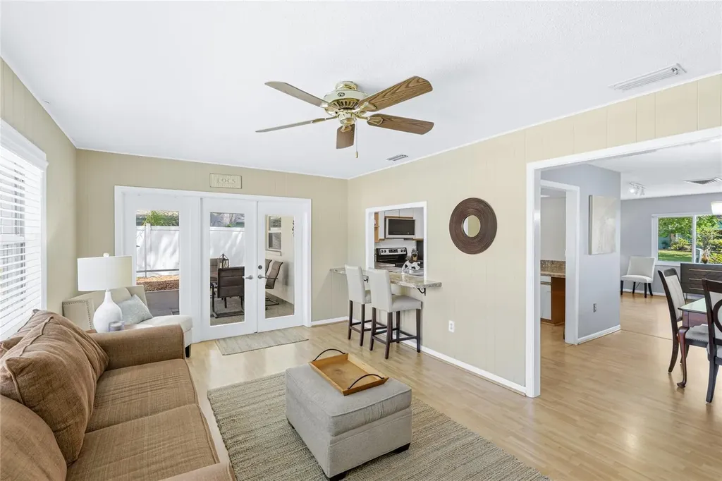 1908 49th Street W Bradenton FL 34209