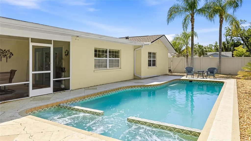 1908 49th Street W Bradenton FL 34209