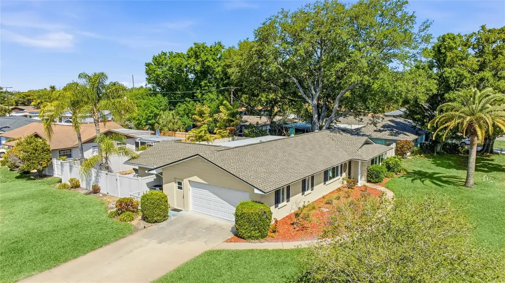 1908 49th Street W Bradenton FL 34209