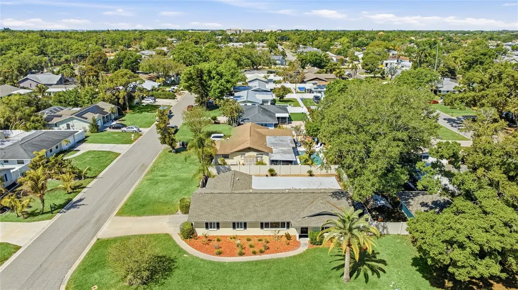 1908 49th Street W Bradenton FL 34209